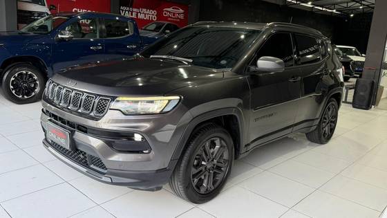 JEEP COMPASS 1.3 T270 TURBO FLEX LONGITUDE AT6 JEEP COMPASS 1.3 T270 TURBO FLEX LONGITUDE AT6
